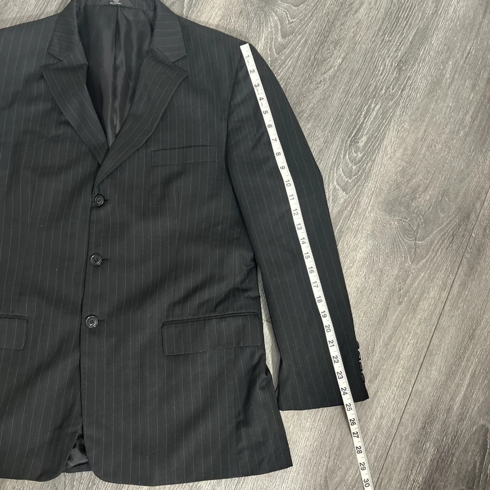 Haggar 44R Black Pin Striped Jacket Three Button DBL Vent